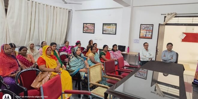 मुख्यमंत्री डॉ. यादव ने रतलाम जिले की 247798 लाड़ली बहनों को 36 करोड़ 27 लाख रूपये अंतरित किये-01 आरोपी गिरफ्तार 01 मारुति ईको कार व अन्य सामान कुल मश्रुका 5,40,000 रुपये का बरामद-